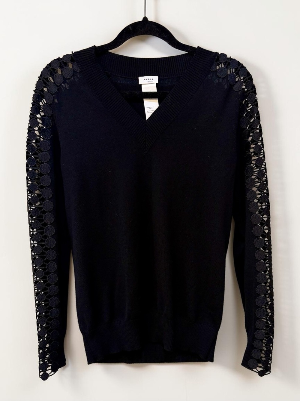 Akris Punto Black Sakura Dot Lace-Sleeve V-Neck Sweater Size M